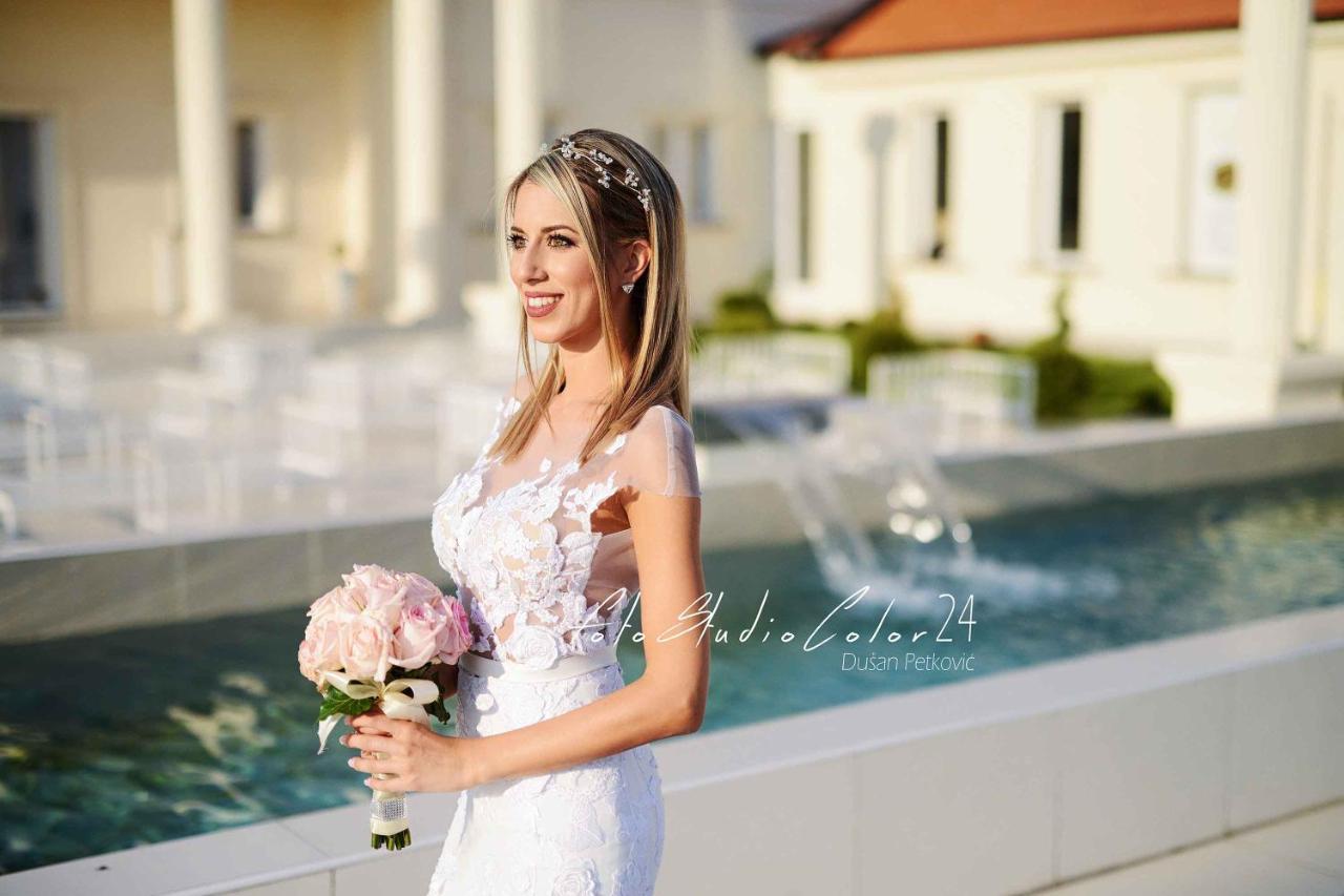 Villa Palace โนวีซาด ภายนอก รูปภาพ